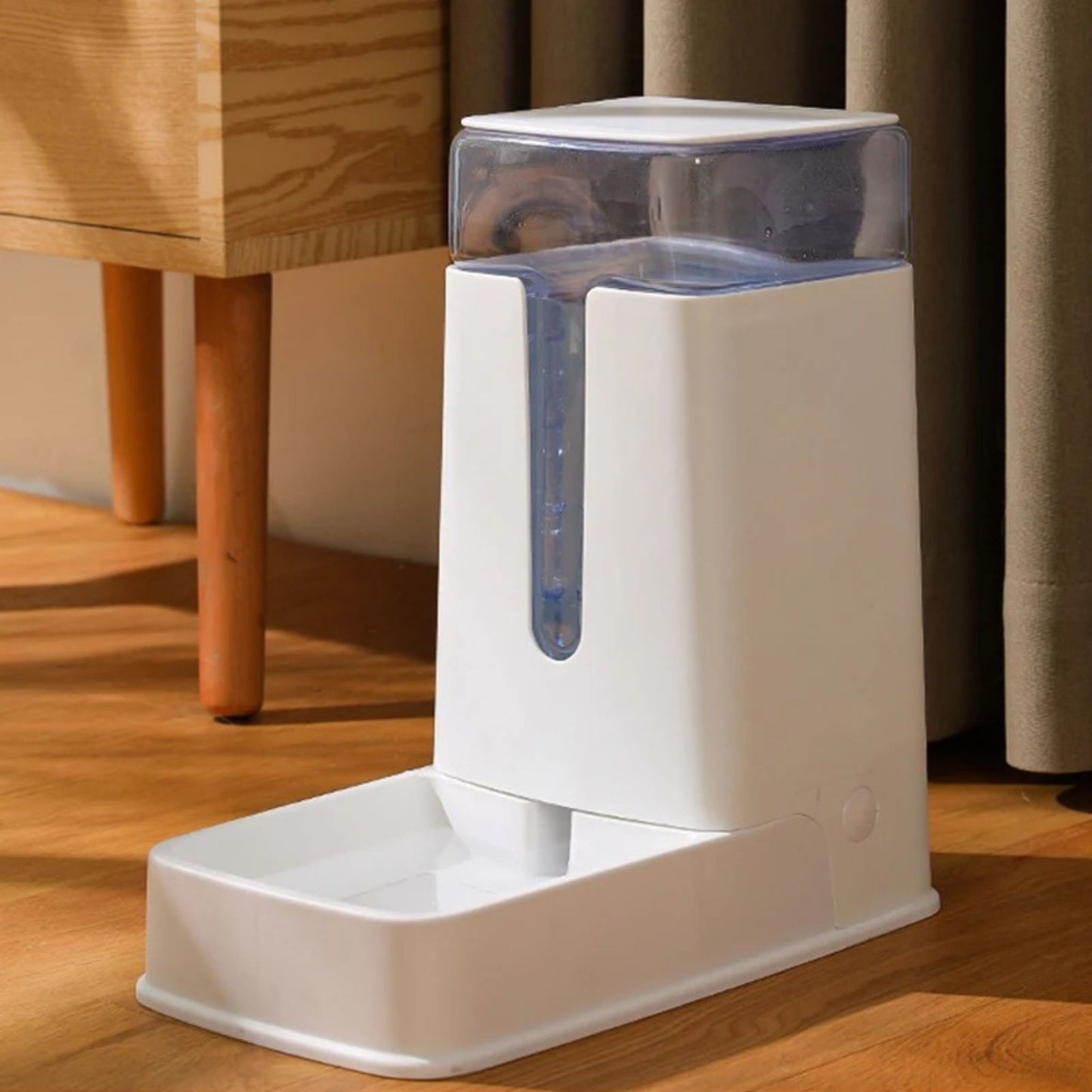 distributeur-de-croquettes-eau-blanc