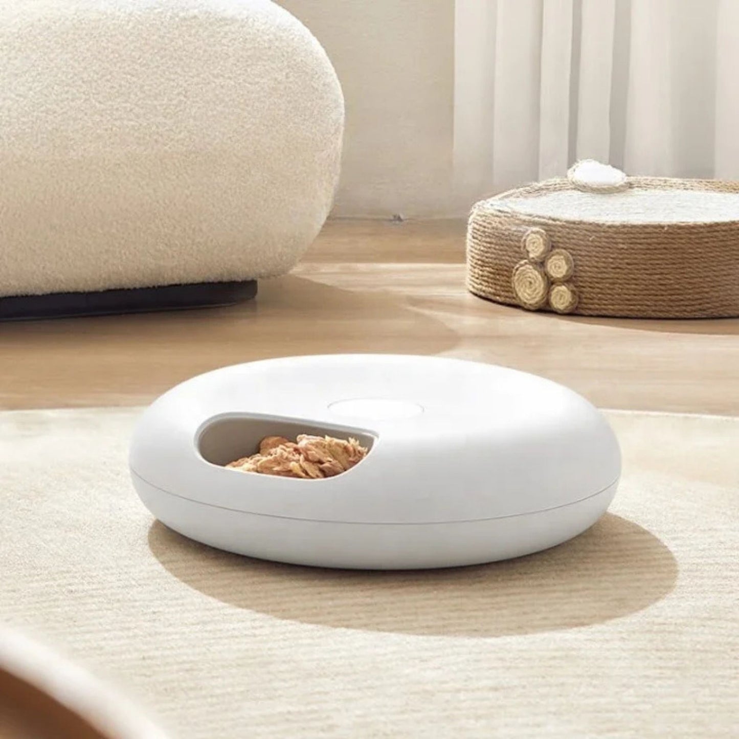 distributeur-de-patee-pour-chat-gourmet-frigo