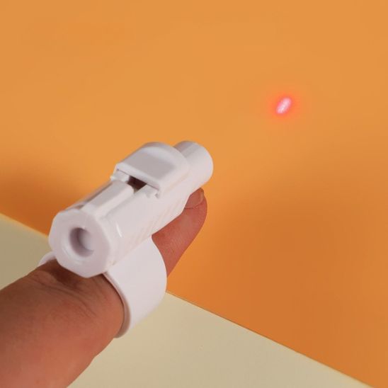 jouet-chat-interactif-laser-blanc