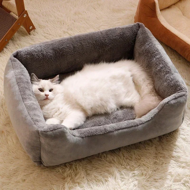 panier-chat-gris-confortable