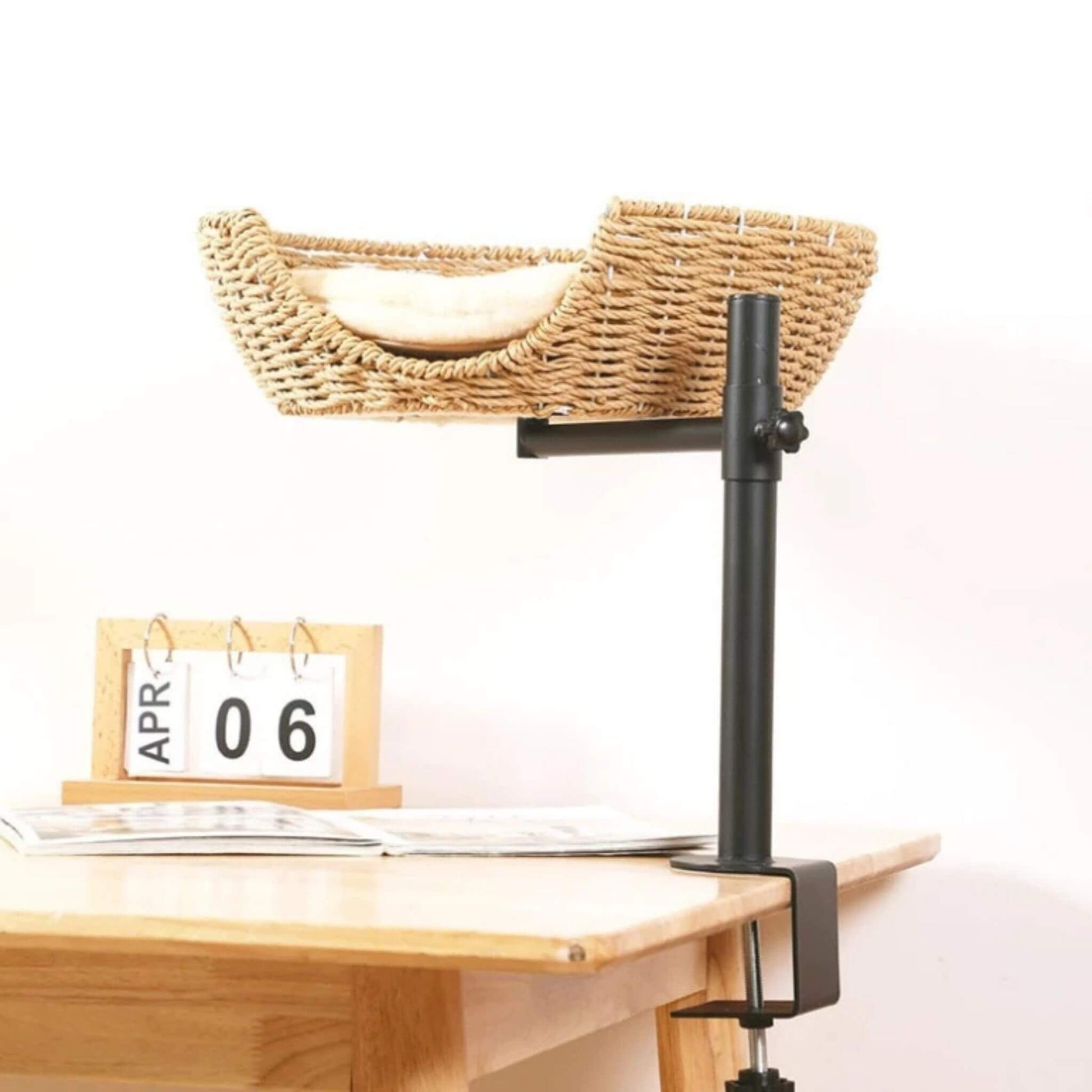 panier-osier-pour-chat-suspendu