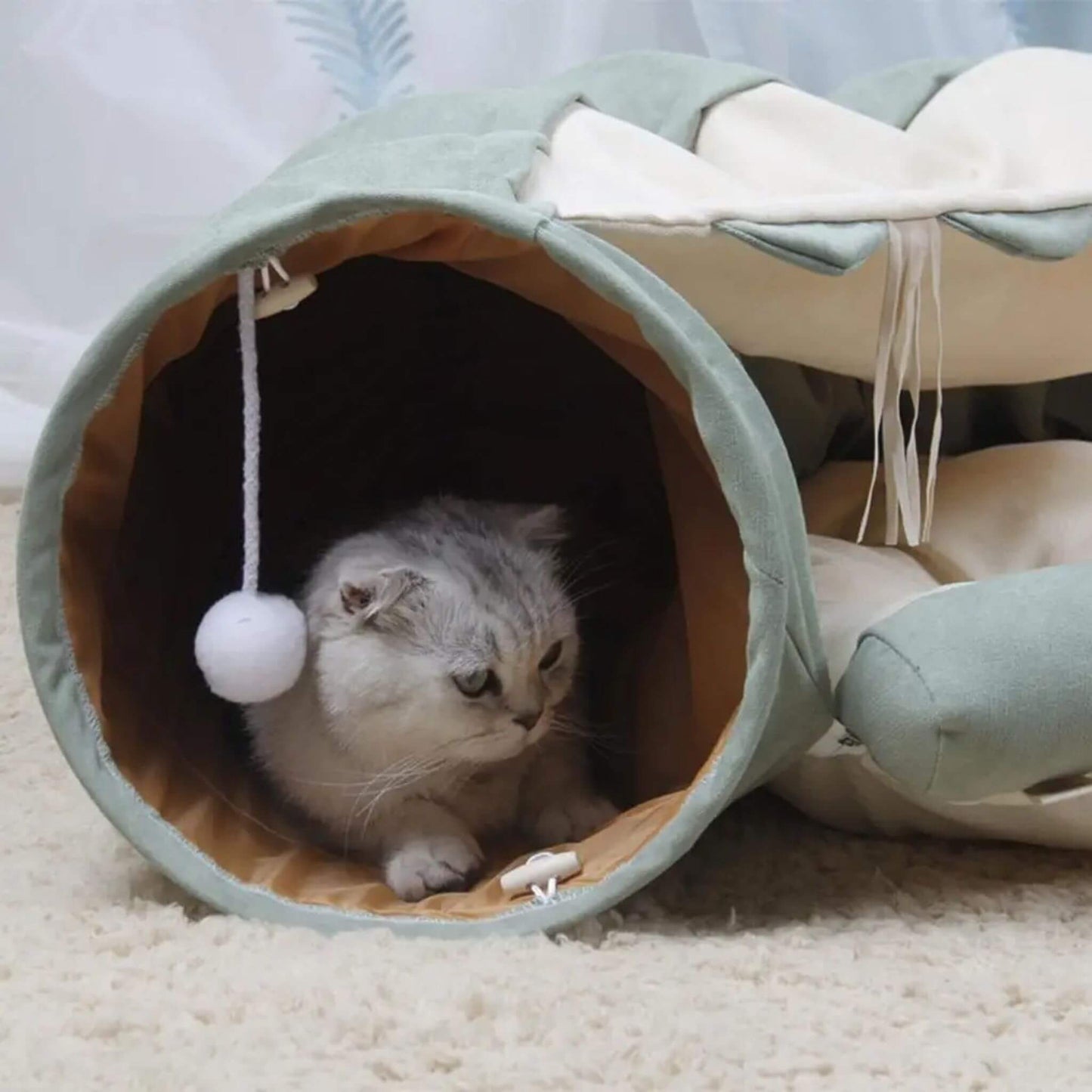 tunnel-pour-chat-boule-suspendue