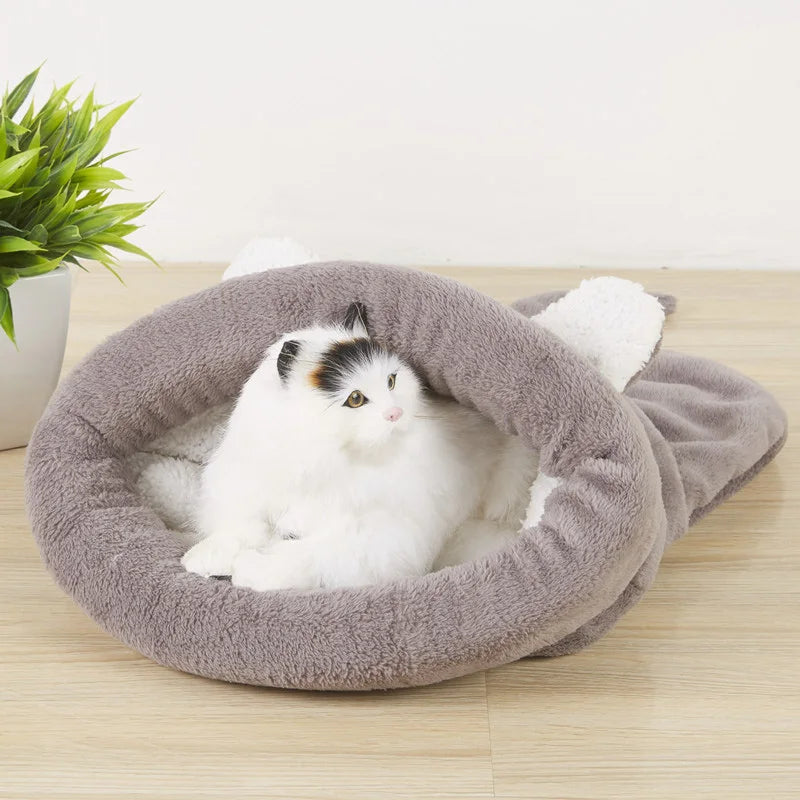 sac-de-couchage-chat-doux