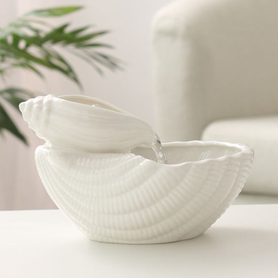 fontaine-a-eau-pour-chat-ceramique-design-blanc