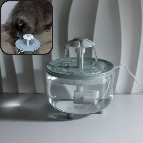 fontaine-a-eau-pour-chat-verte-fleur-transparente