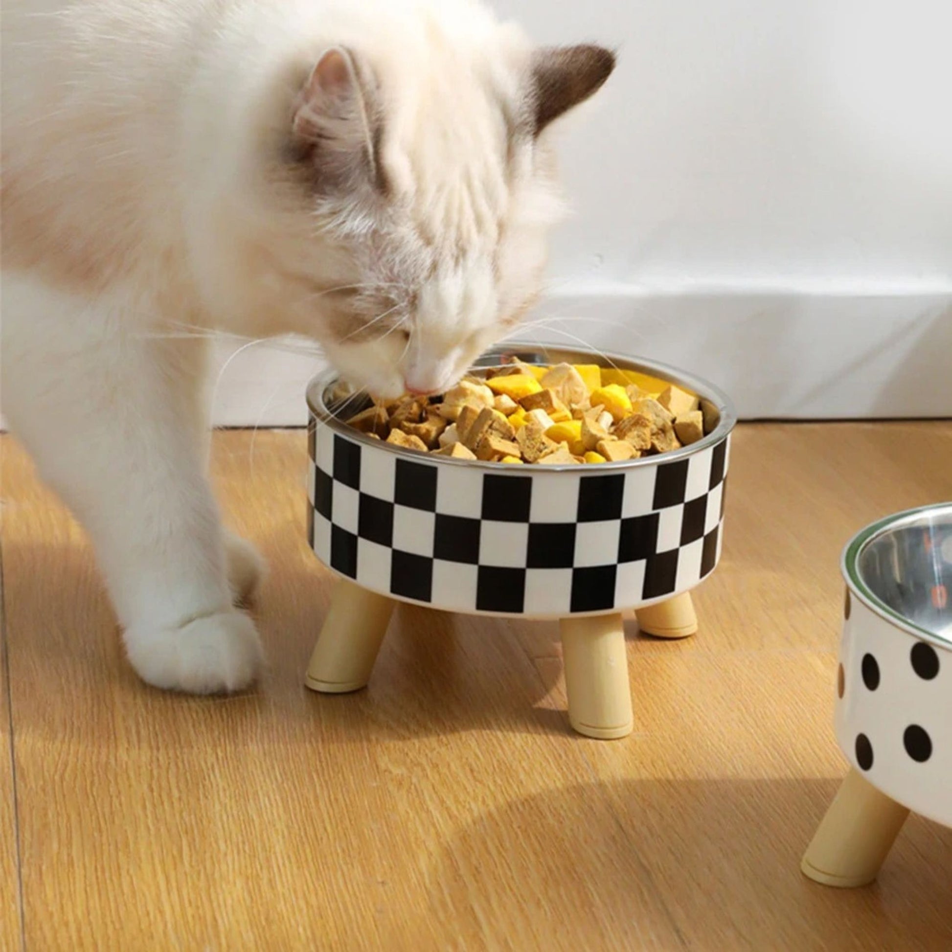 gamelle-chat-surélevée-carreaux