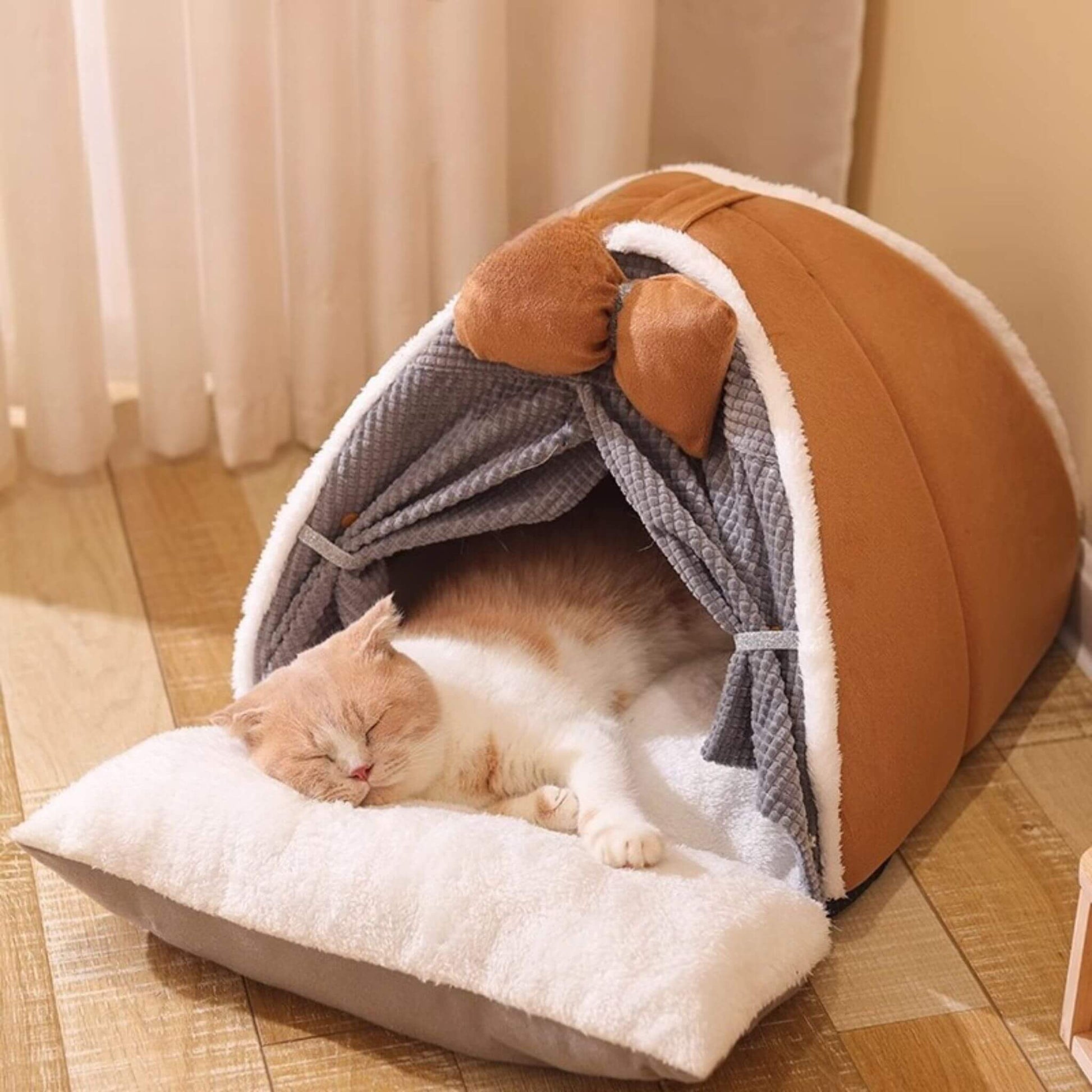niche-pour-chat-intérieur-agréable-brun