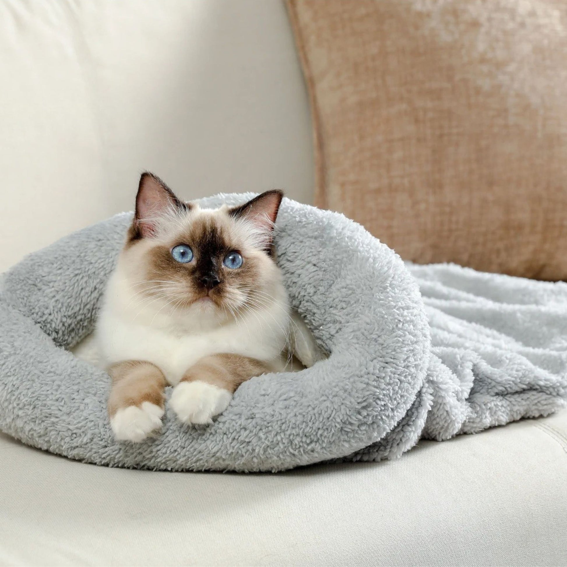 sac-de-couchage-chat-douceur-gris