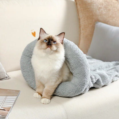 sac-de-couchage-chat-doux-gris